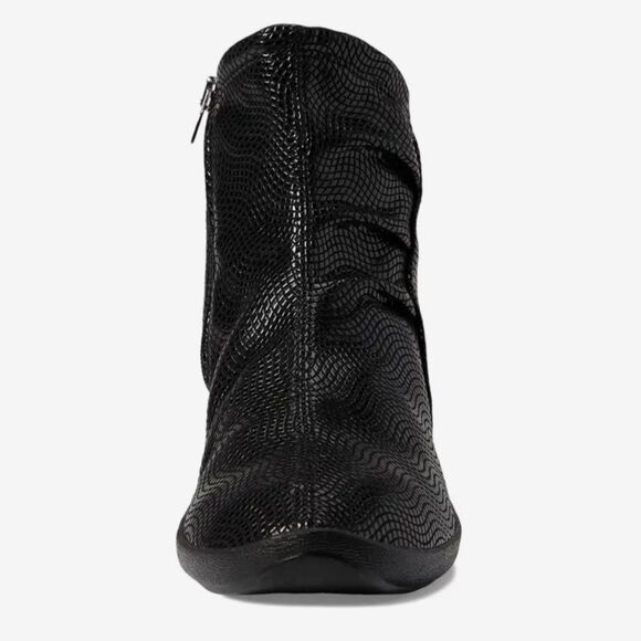 ARCOPEDICO Women’s Croc Shoes in the Size 41/9.5-10 US Size in Black Color - Picture 5 of 16